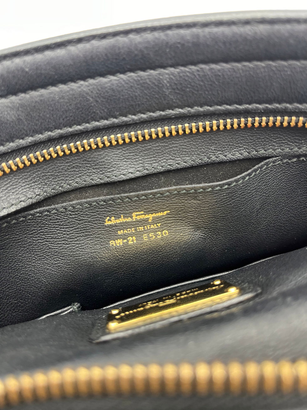 Thumbnail: Salvatore Ferragamo Sofia leather crossbody bag