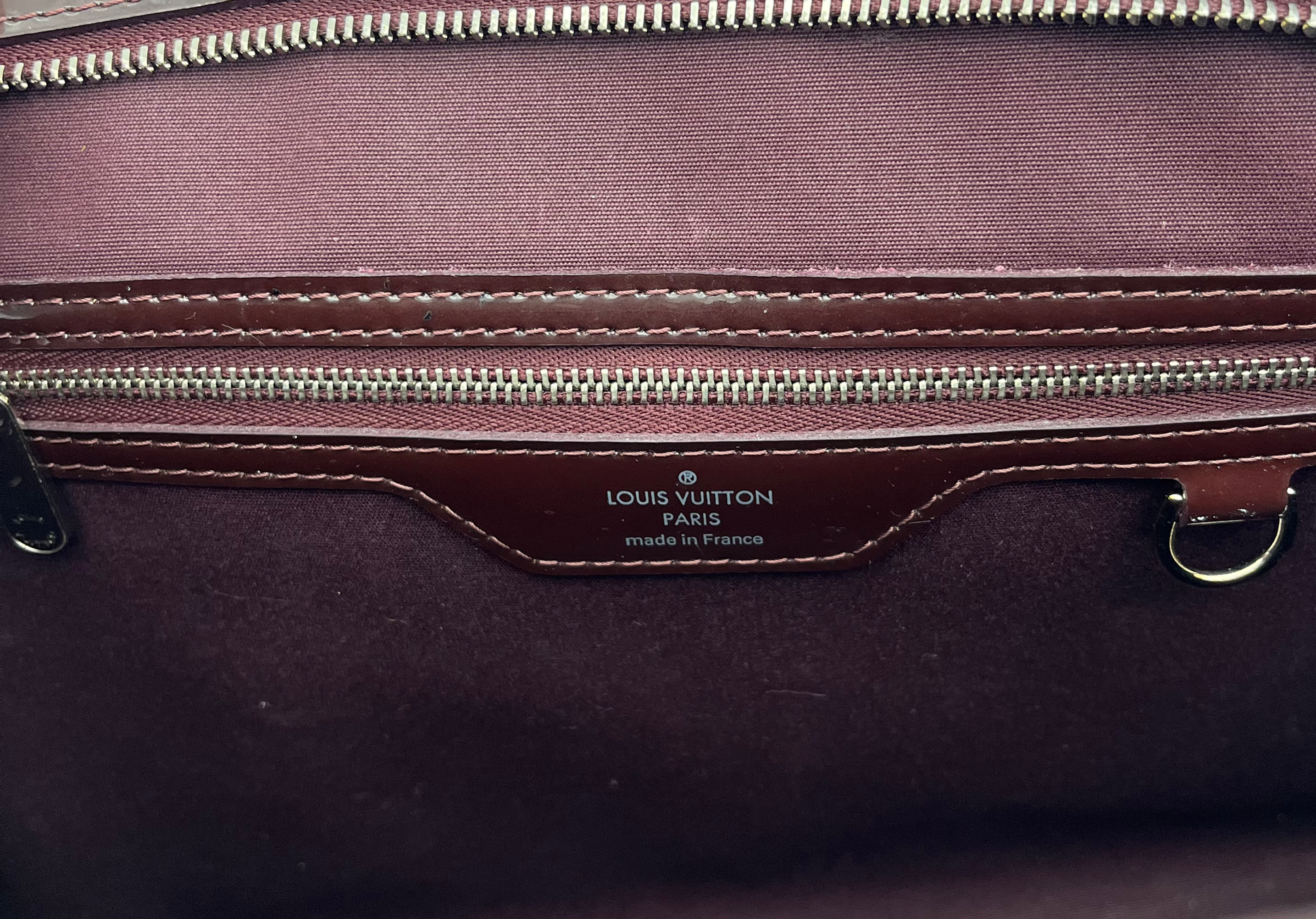 Pre-loved Louis Vuitton Electric Epi Leather Brea MM Bag image 6