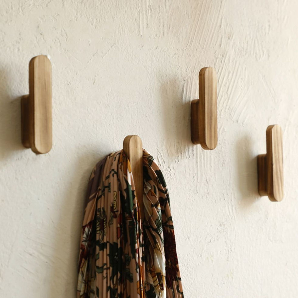 Thumbnail: Étagère murale en bois massif – style bohème
