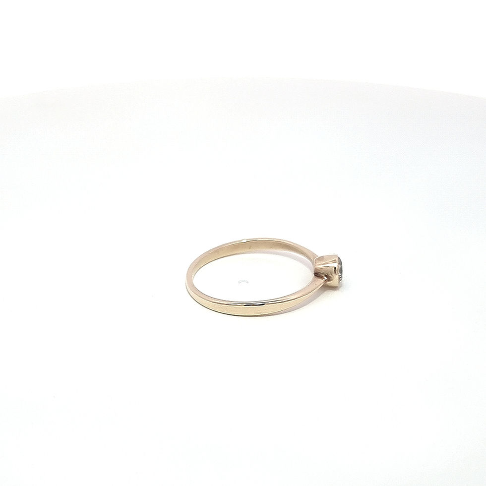 Thumbnail: 9ct Yellow Gold Solitaire Ring