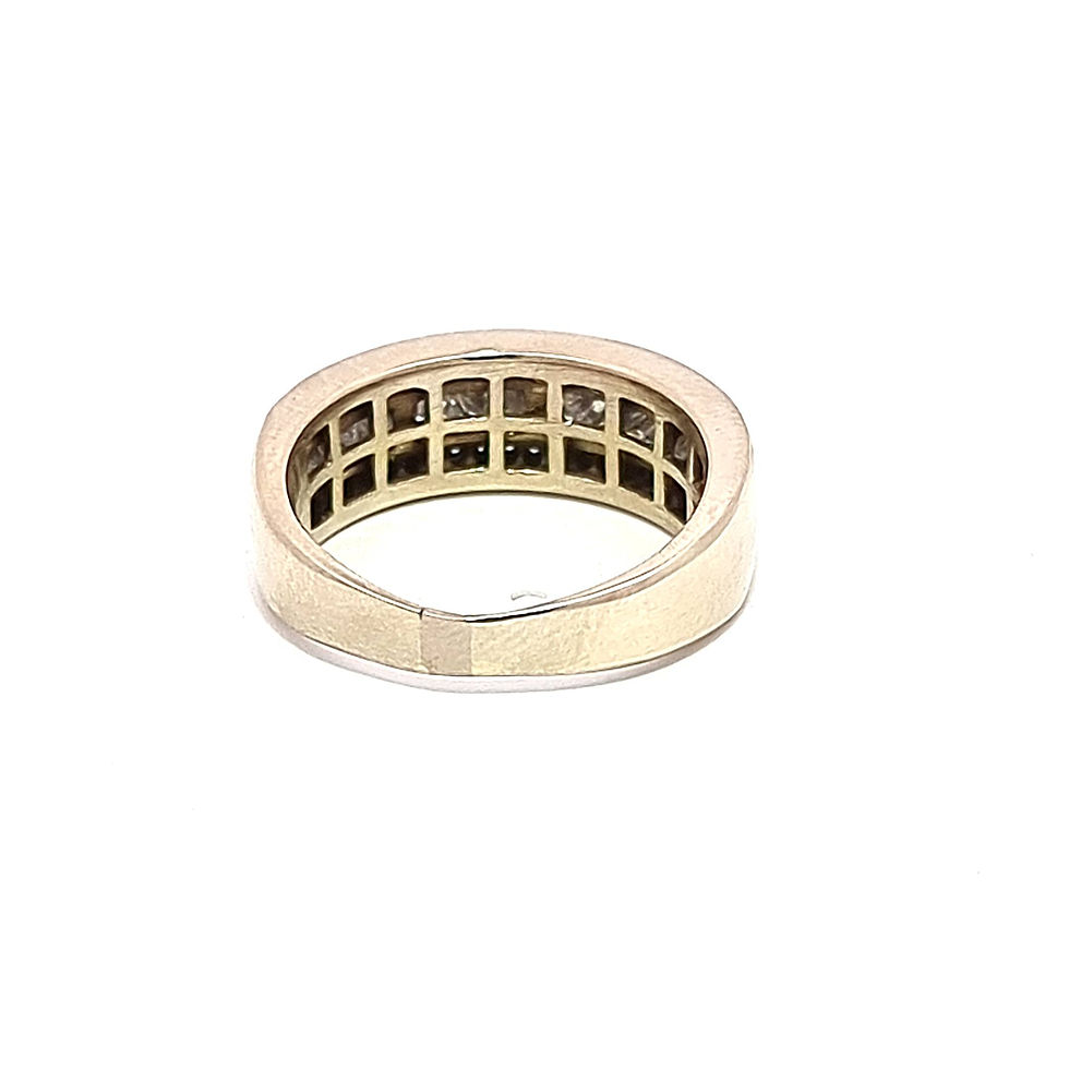 Thumbnail: 18ct Yellow Gold Diamond Ring