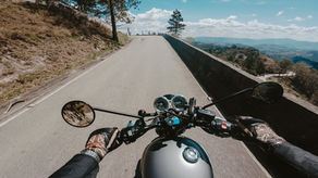 Terapia na Estrada: Como Andar de Moto Alivia o Estresse e Restaura o Equilíbrio Mental