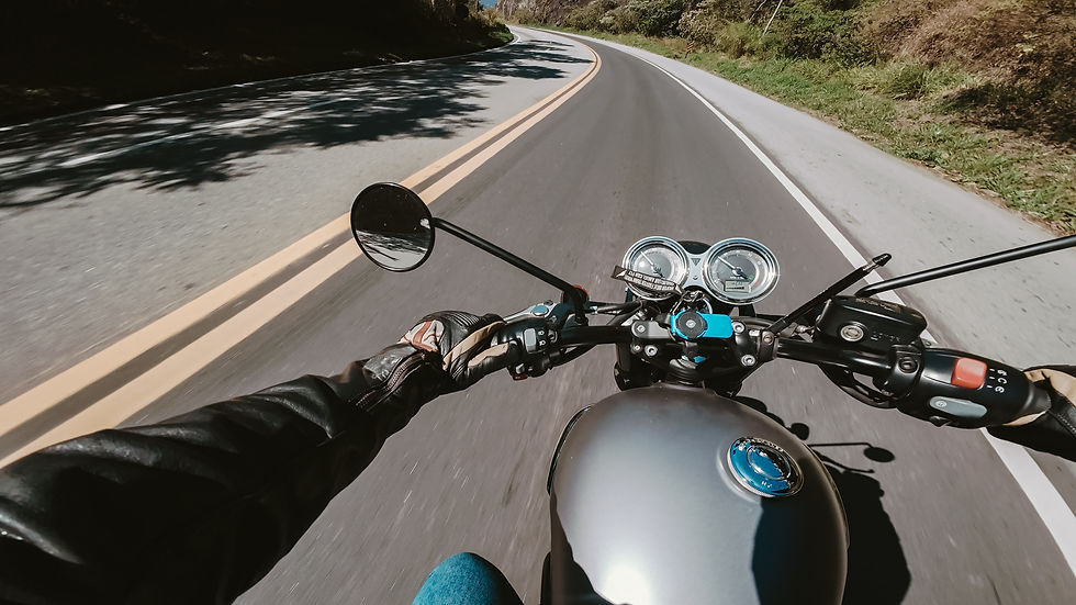 POV de Bonneville em estrada