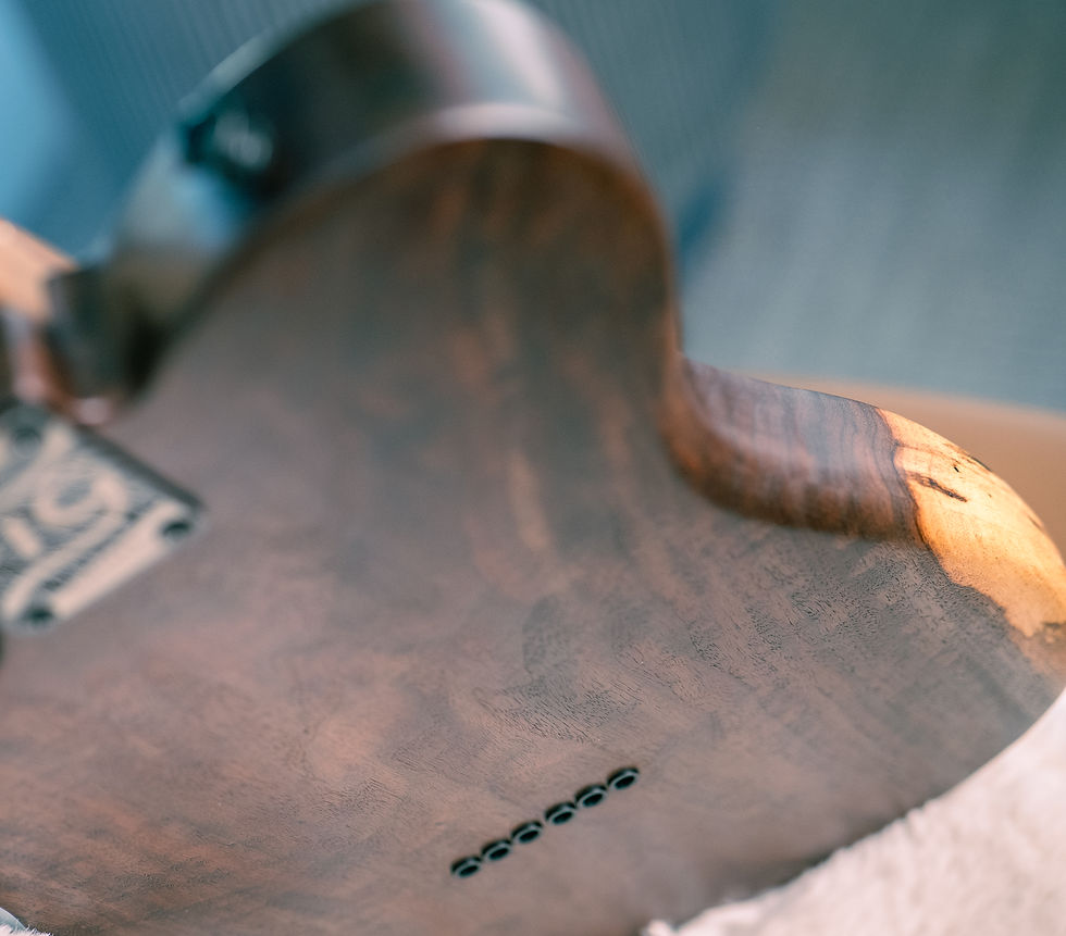 Thumbnail: Thelos 1-Piece Walnut Semi-Hollow