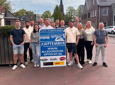 Bestuursfoto 2026.jpeg