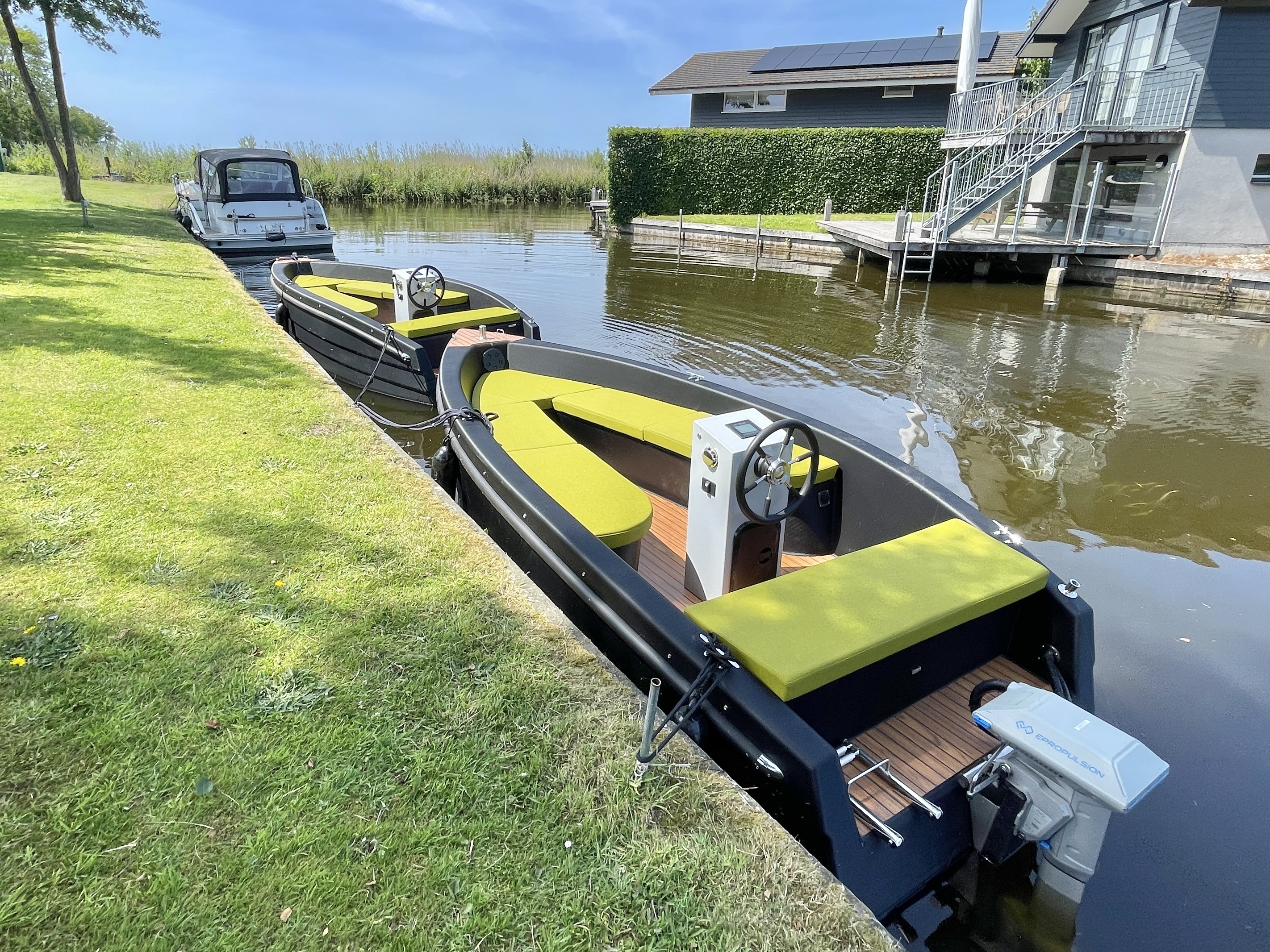 Sloep van Sloeptehuur.nl in Terherne