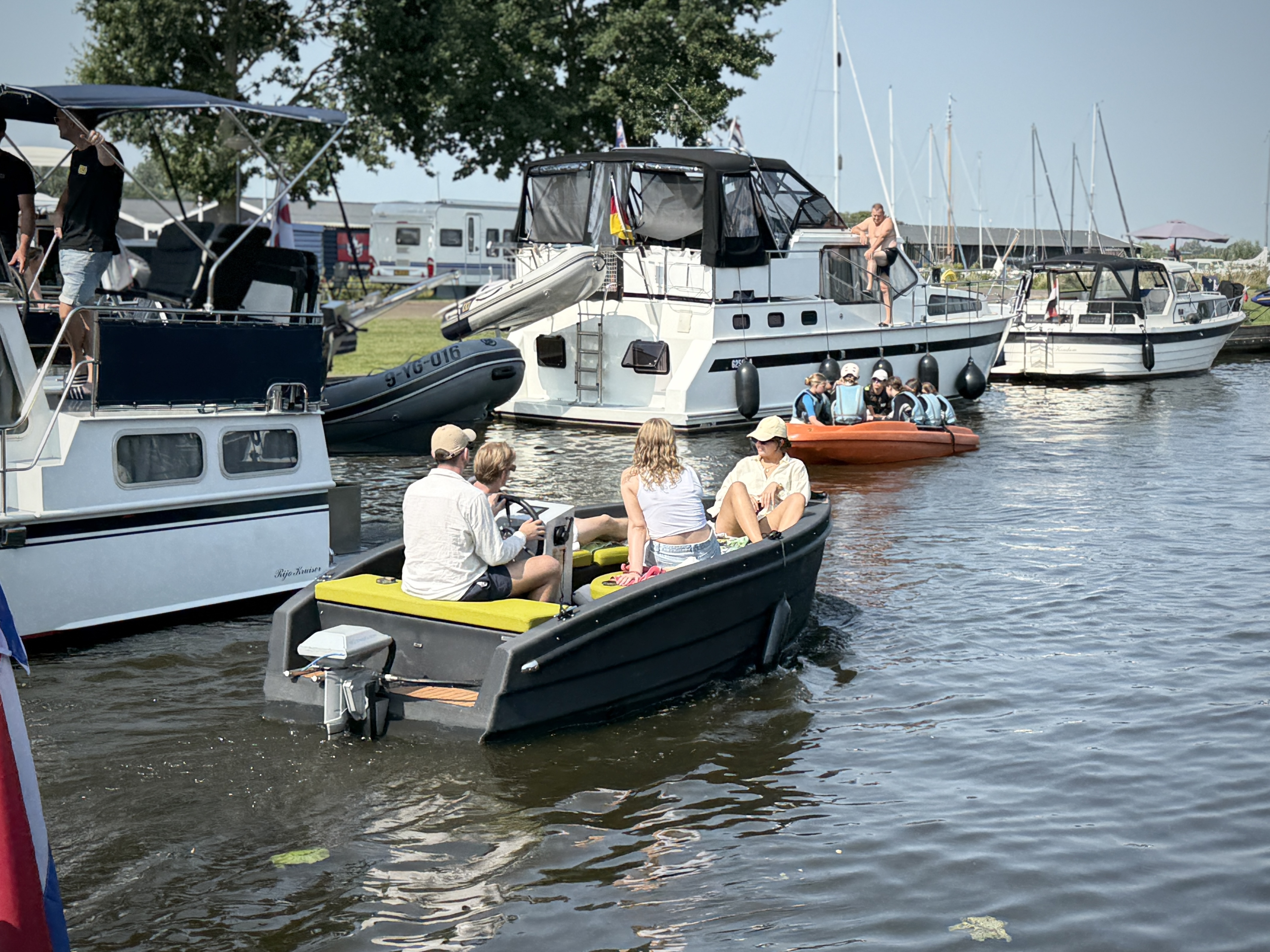 Sloep van Sloeptehuur.nl in Warten
