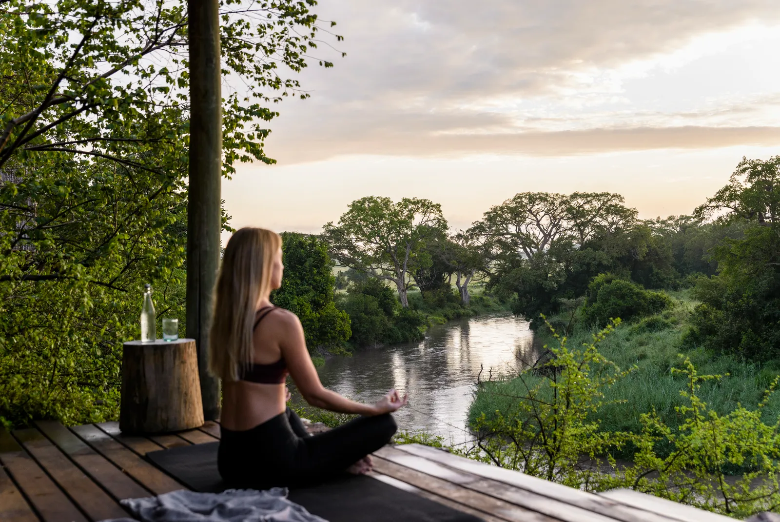 Faru Faru, Grumeti Reserves. Yoga on safari