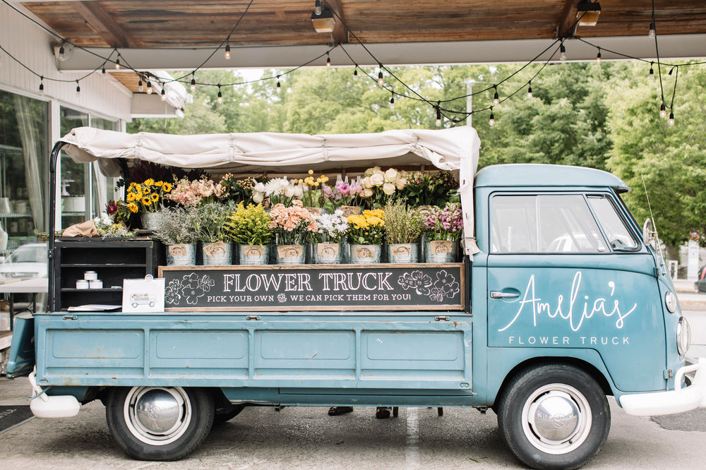 Nashville Guide Amelia's Flower Truck