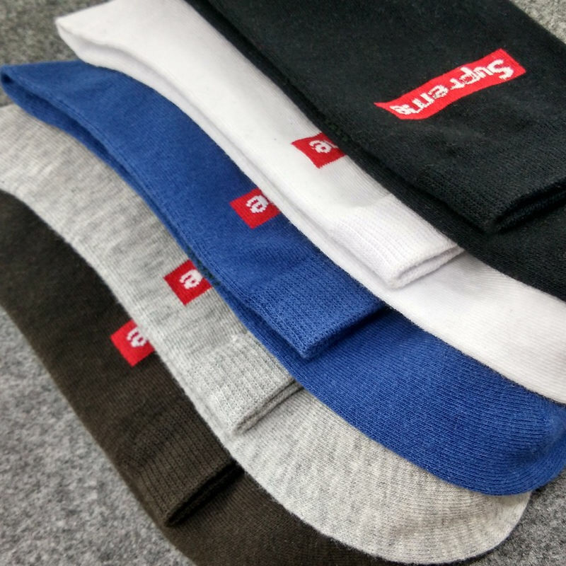 Thumbnail: Supreme socks