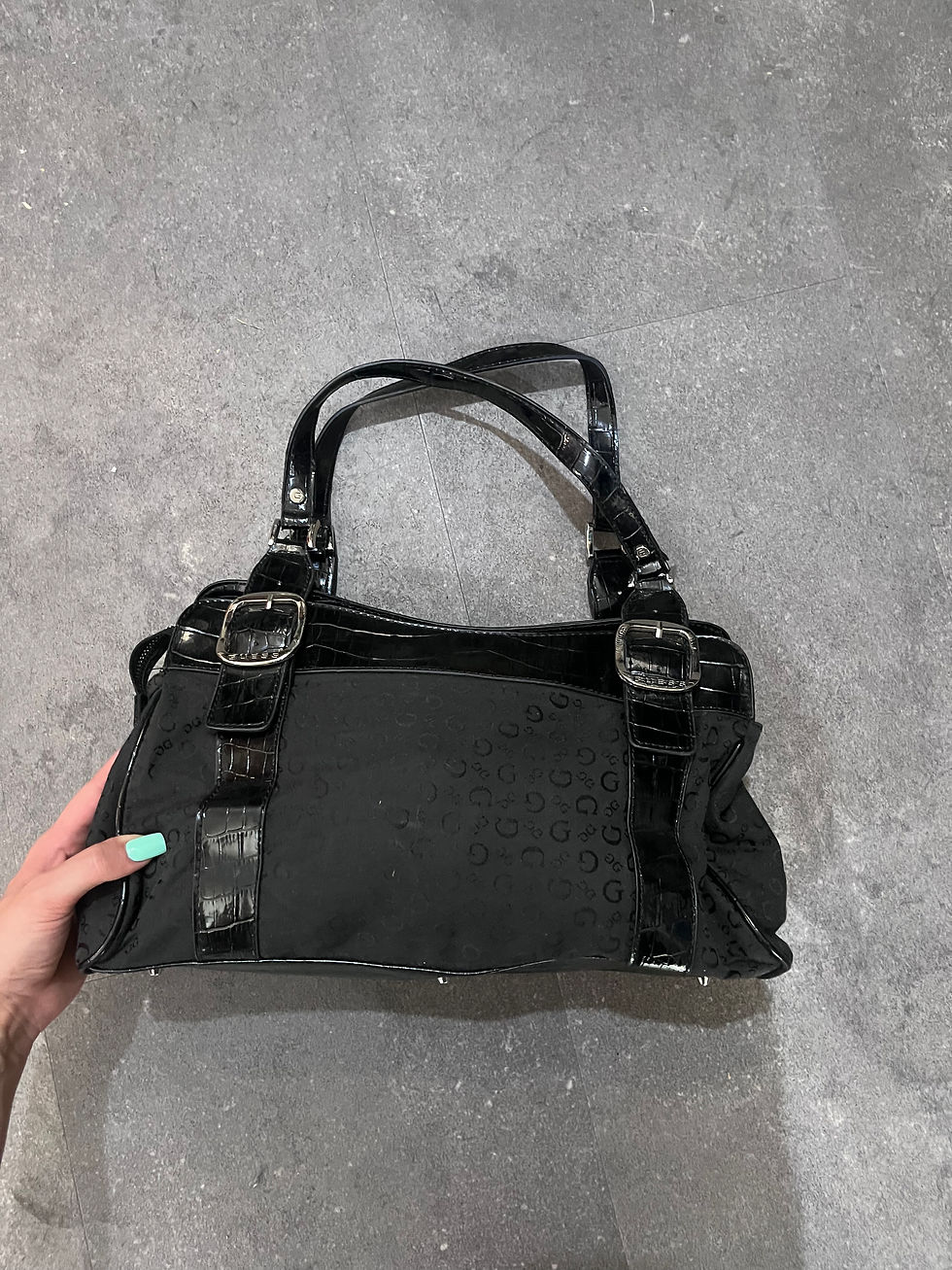 Thumbnail: GUESS MONOGRAM BUCKLE BAH BLACK 