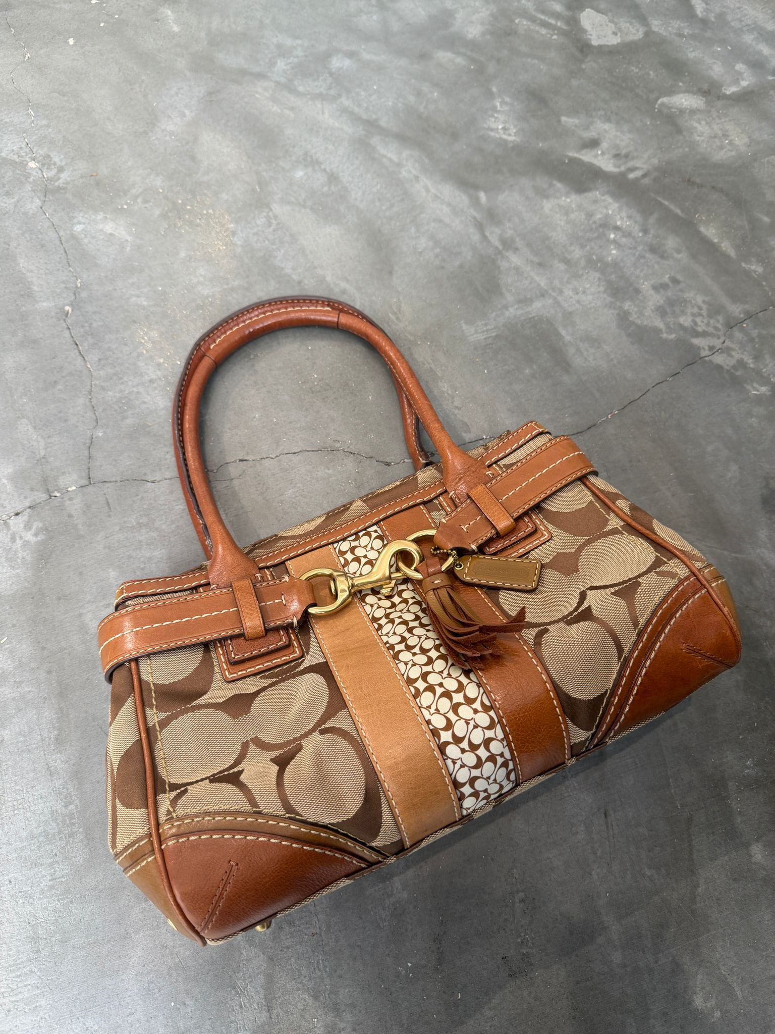 COACH CLASSIC SATCHEL BROWN