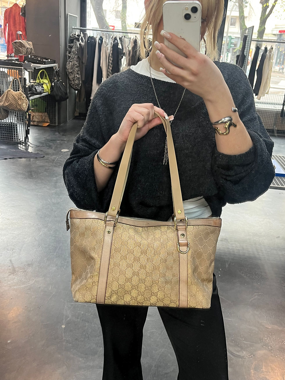 Thumbnail: GUCCI GG CANVAS TOTE BAG PINK SHIMMER 