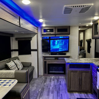 RV Rental San Antonio Boerne Texas All Inclusive Delivery and Set up