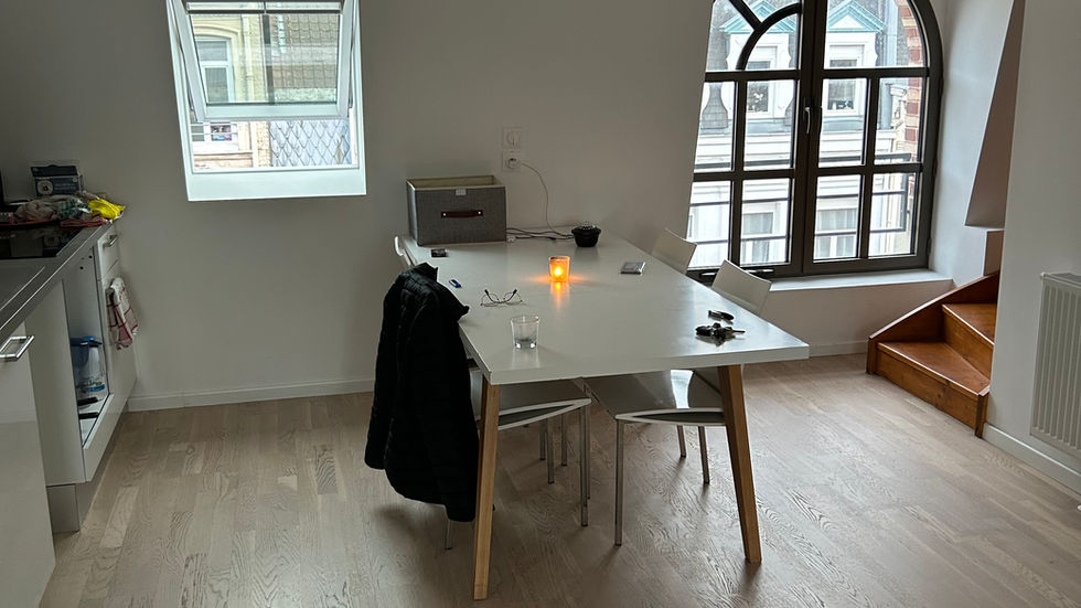 Salle à manger d'une colocation T3 située à Lille centre