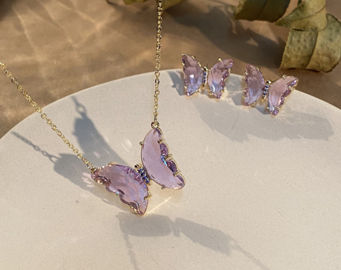 Miniaturbild: Schmetterling Krystal Halskette Romantisch Modern Schmuck vergoldet