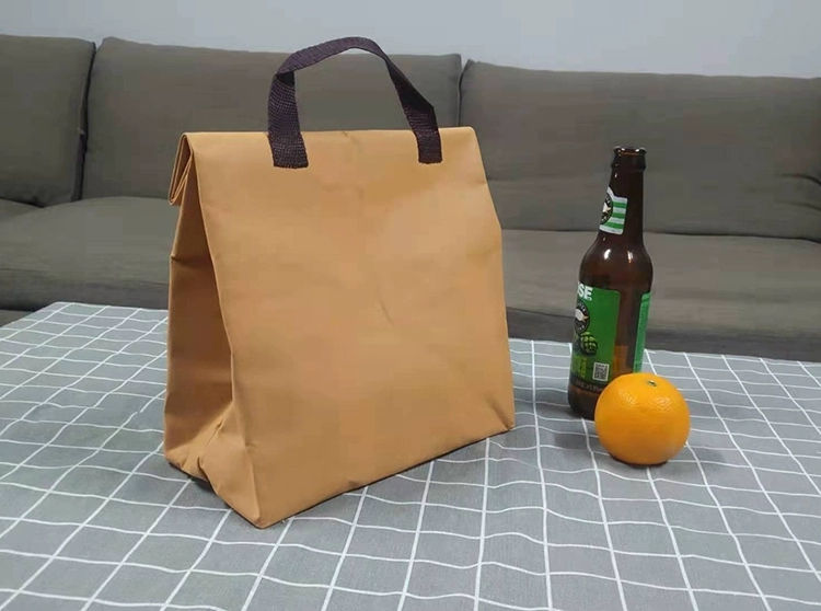 Miniaturbild: Sehr schicke Lunch-Tasche Kühltasche mit Thermofolie