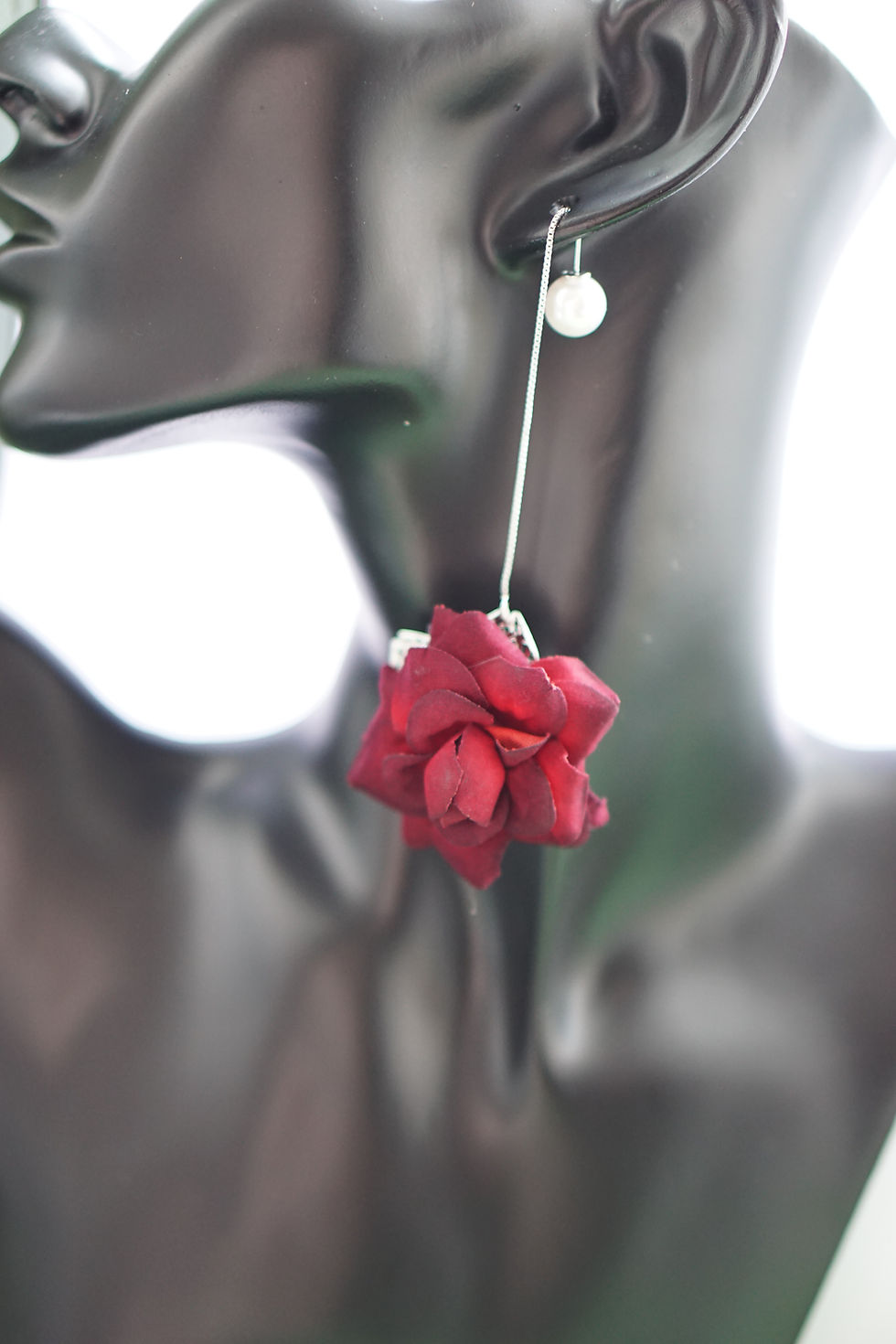 Miniaturbild: Rote Rosen Perlen Ohrstecker lange Ohrringe S925 Silber Romantisch Elegant