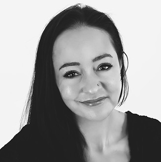 Headshot of Grace Sita Mountain a Cats Grin Performer