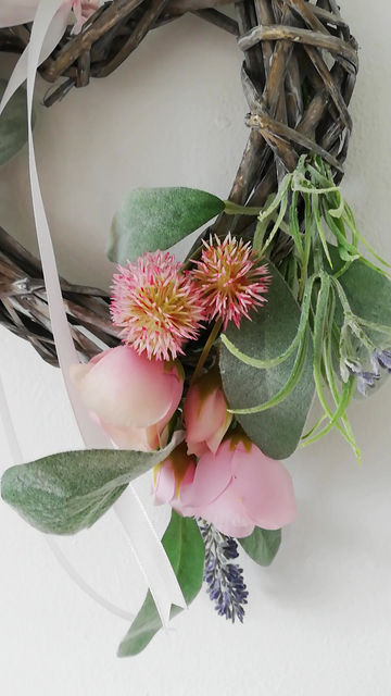 Thumbnail: AVA - Heart shaped grapevine. SOLD OUT