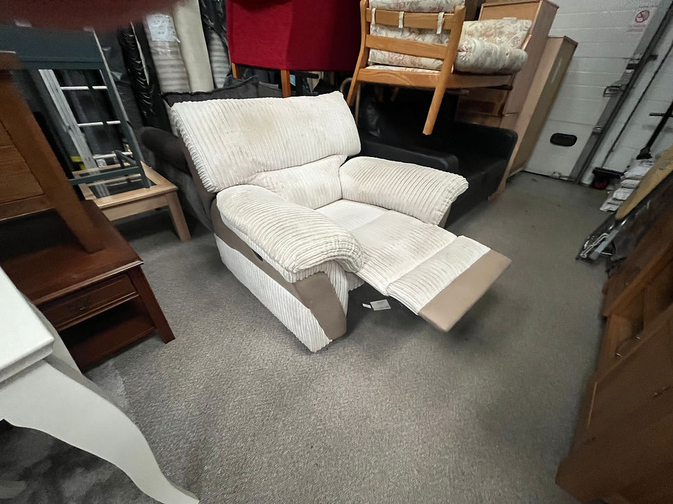 Thumbnail: Large manual reclining armchair 