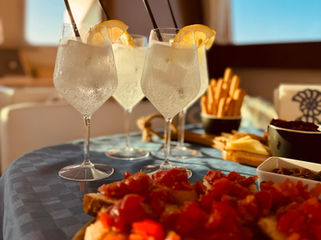 Aperitif on private sunset tour in Palermo