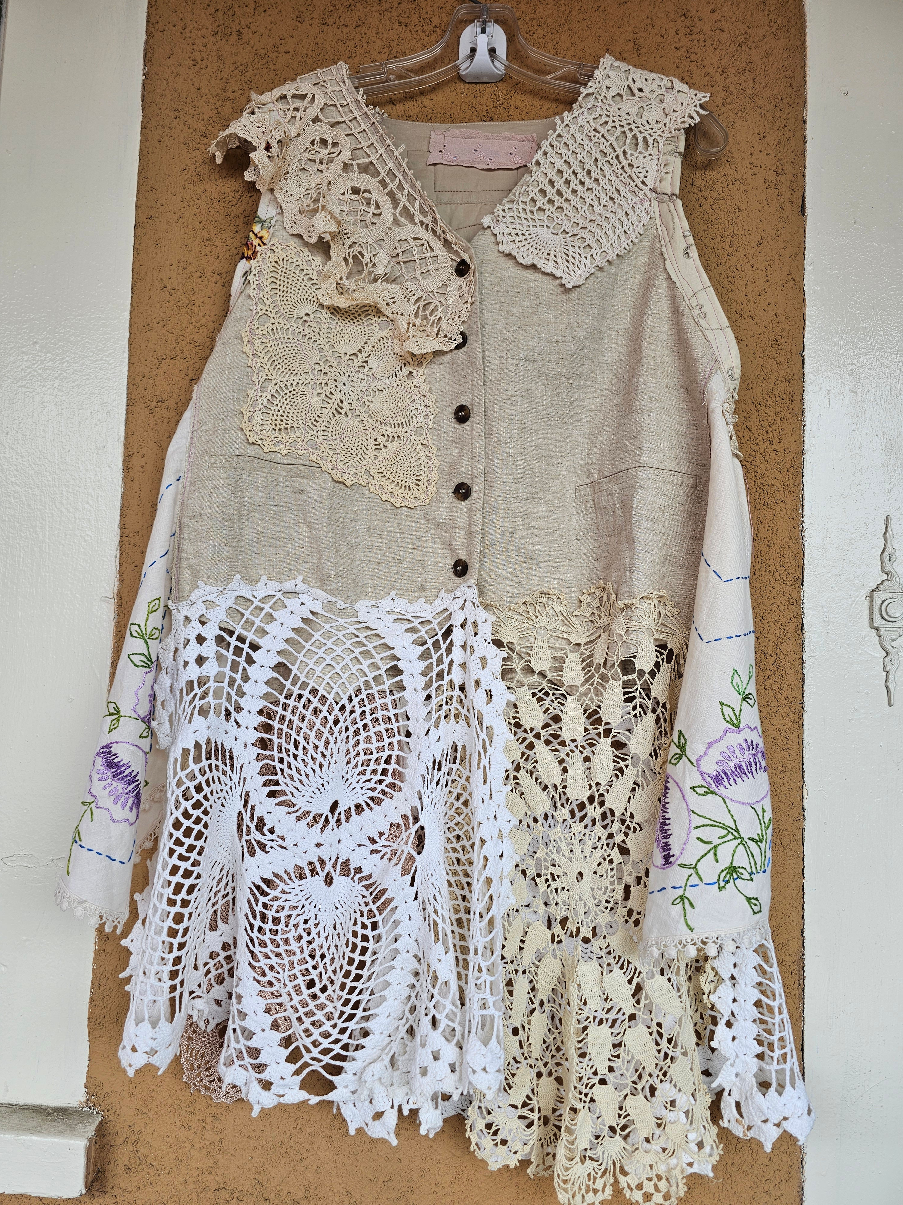Upcycle vintage
Tunic tap open front free size