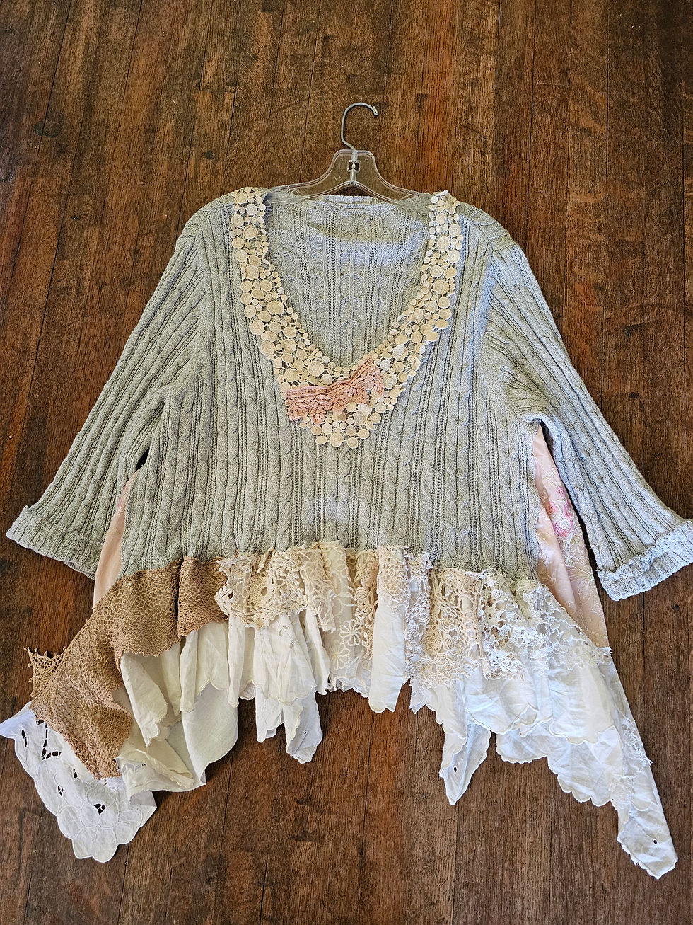 Thumbnail: Upcycled vintage sweater free size 