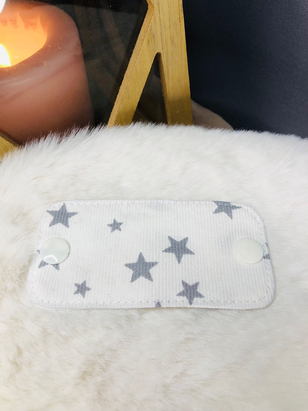 Miniature : Etui câble tissu "blanc et étoiles grises "