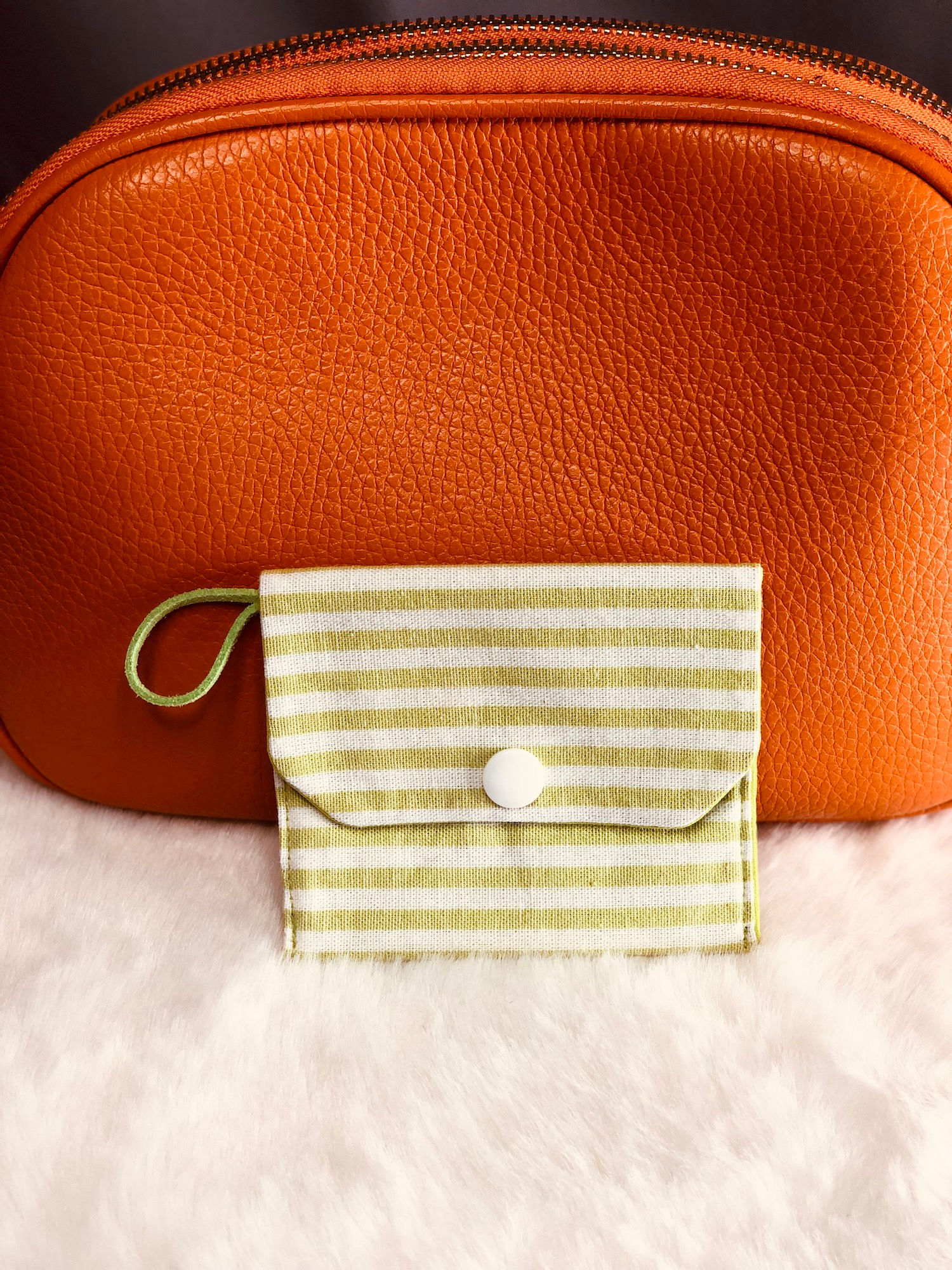 Mini pochette "rayures vertes"