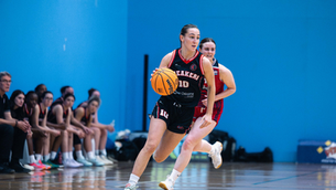 Breakers Women dominate the Hawks