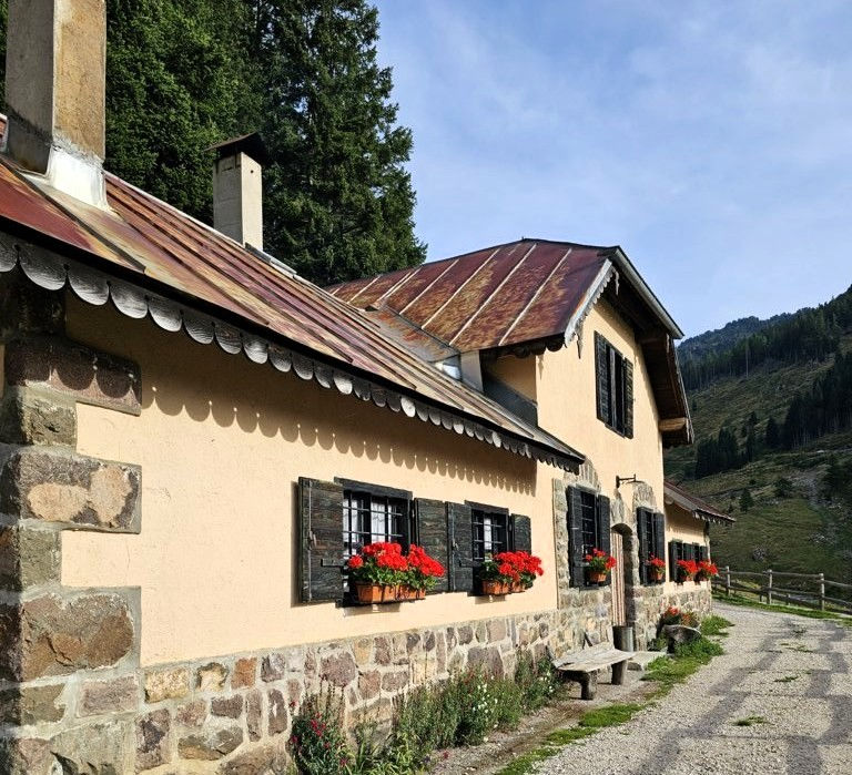 Malga Valsolero in Val Calamento, Lagorai