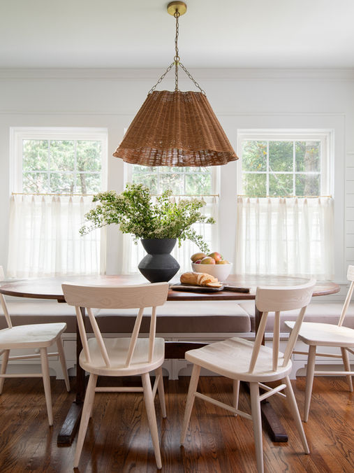 WHISPERING HILLS NOOK