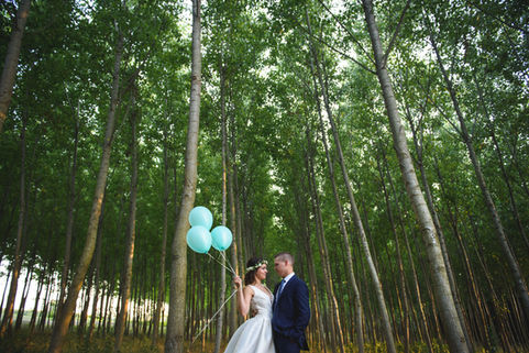 Esküvői fotózás, Budapest Wedding Photographer | Fine Art Wedding Photographers serving elegant weddings in Budapest, Europe esküvői fotós, fotózás árak