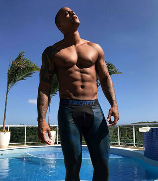 Léo Santana estreia o nosso "Muso do Domingo"