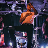 CRASHING WAYWARD | NO LOOKING BACK TOUR
