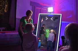 Magic Mirror photo booth be used and Hired Essex