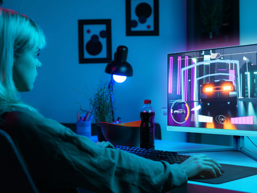 EVNIA by Philips : une nouvelle vision du gaming entre design épuré, immersion lumineuse et performances de pointe