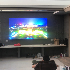 home-thater-tv-u-4-mm-outdoor-2.56-x-1.4-m.jpeg