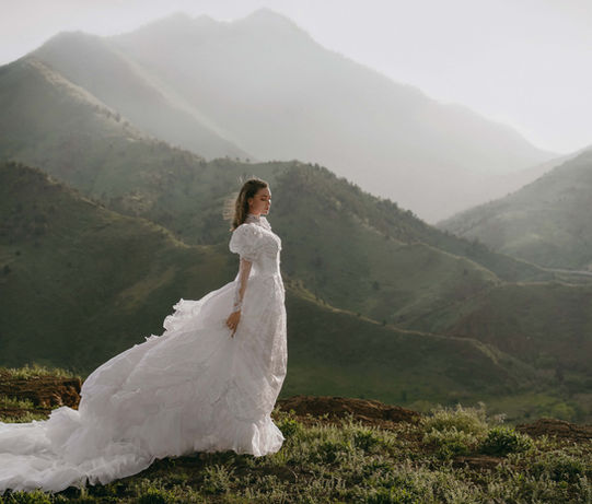 Luxury Wedding Photography | Luxury Wedding Photographer | Destination Wedding Photographer | Cinematic Wedding Photography | Elopement Photographer | Intimate Wedding Photographer | Portrait Photographer