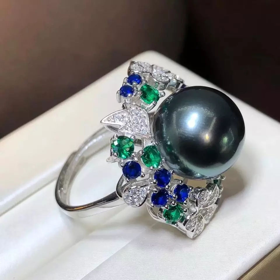 Thumbnail: Natural 13-14mm Round Ocean Sea Water Tahiti Black Pearl Ring