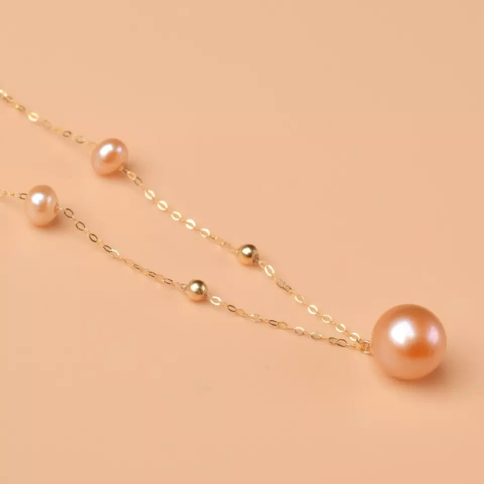 Thumbnail: 18K solid Gold and Natural Freshwater Pearl Necklace