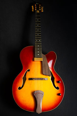 Modern Archtop Jazz -Marupá & Cedro