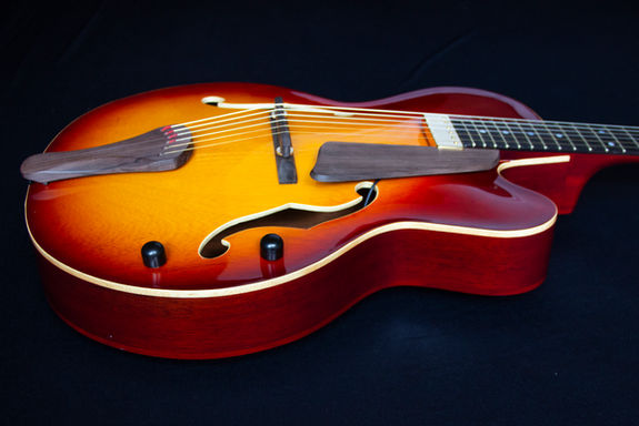 Modern Archtop Jazz 16 - Marupa & Cedro