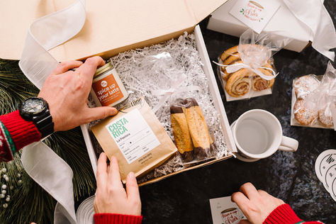 Brewing Joy: Unwrap the Perfect Holiday Coffee Gift Box!