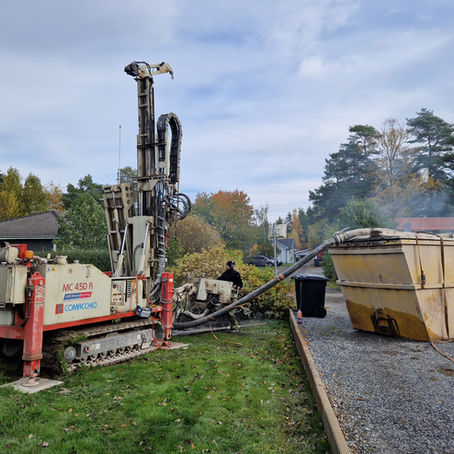Borrning med kaxcontainer.
