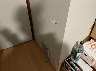施工前:壁修理