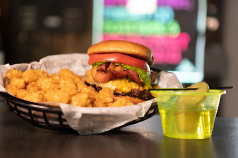 Full Moon Burger Platter