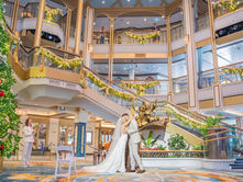             Meet Adrianna Lauren Gunn! Based in the sunshine state, Adrianna is a portrait photographer specializing in weddings, seniors, graduates and families serving the Central Florida and Orlando areas. When she's not snapping photos you can find her capturing different types of magical moments with her husband filming wedding videos for Golden View Video Co. 