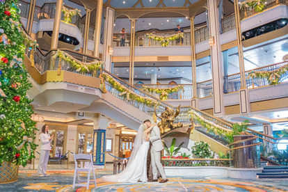 Disney Treasure Wedding Photography by Disney Cruise Wedding Photographer and Videographer Adrianna Gunn and Golden View Video Co